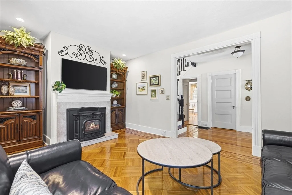 Photo of 31 Morrison Ave