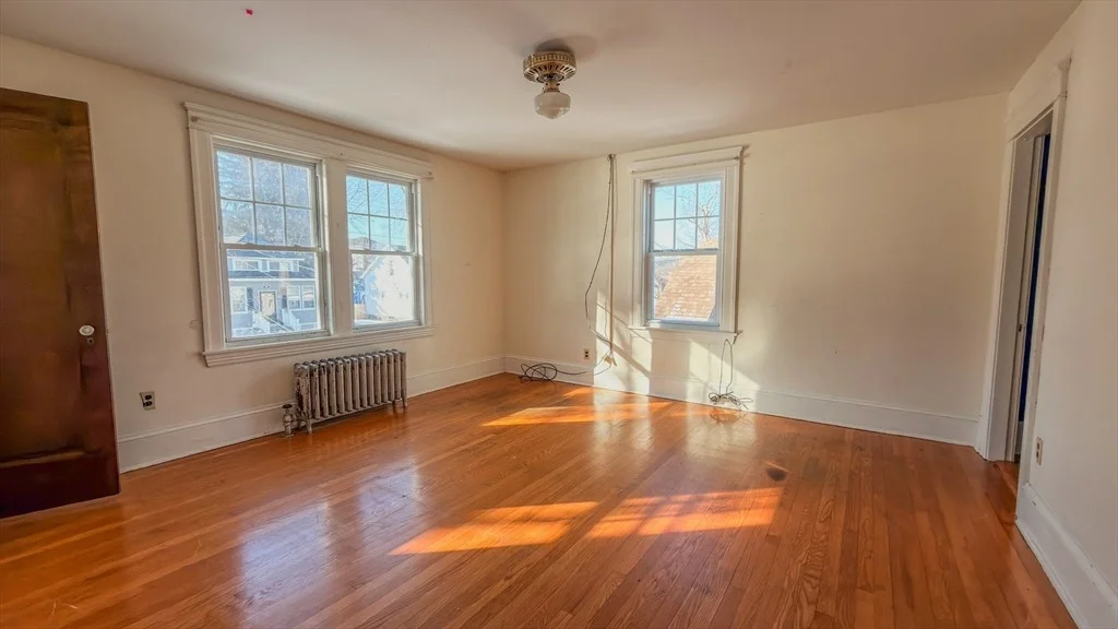 Photo of 39 Whitmarsh Avenue