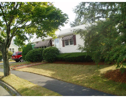 Photo of 4 Canterbury Dr