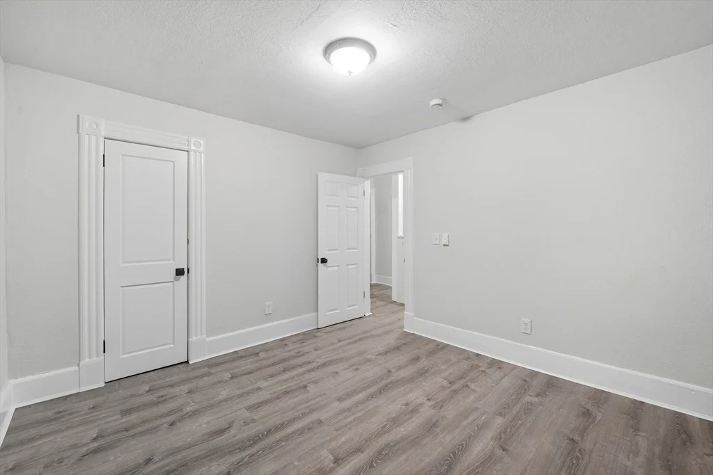 Photo of 934 Main St