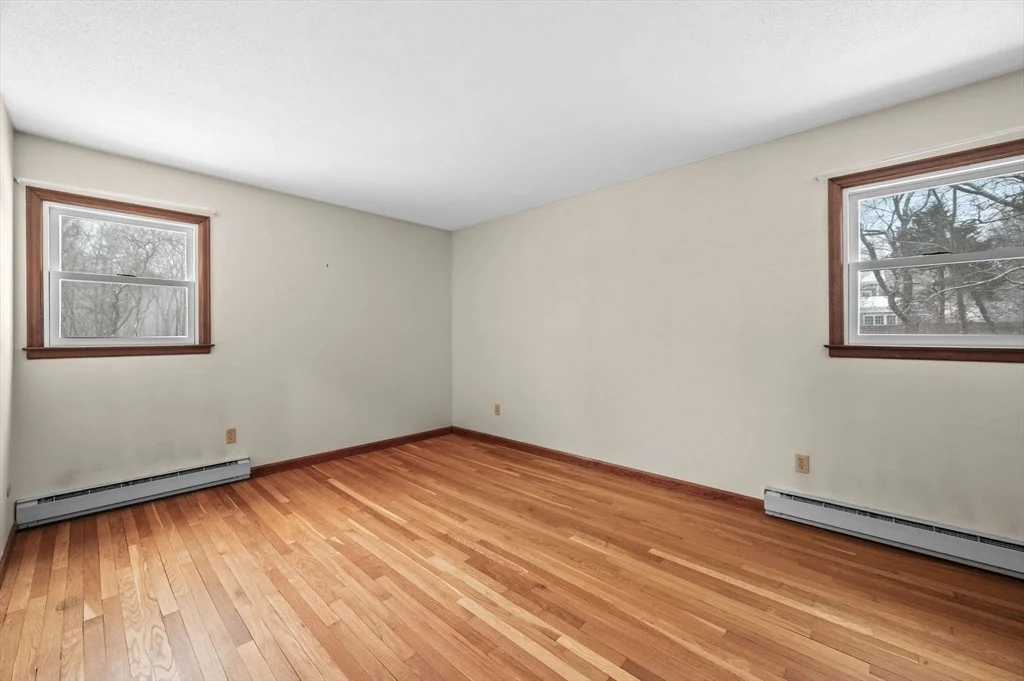 Photo of 90 Topsfield Rd