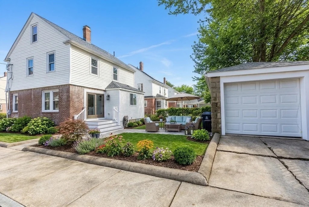 Photo of 79 Huron Cir