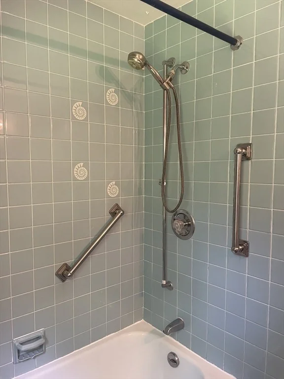 Photo of 51 Jeffrey Ln