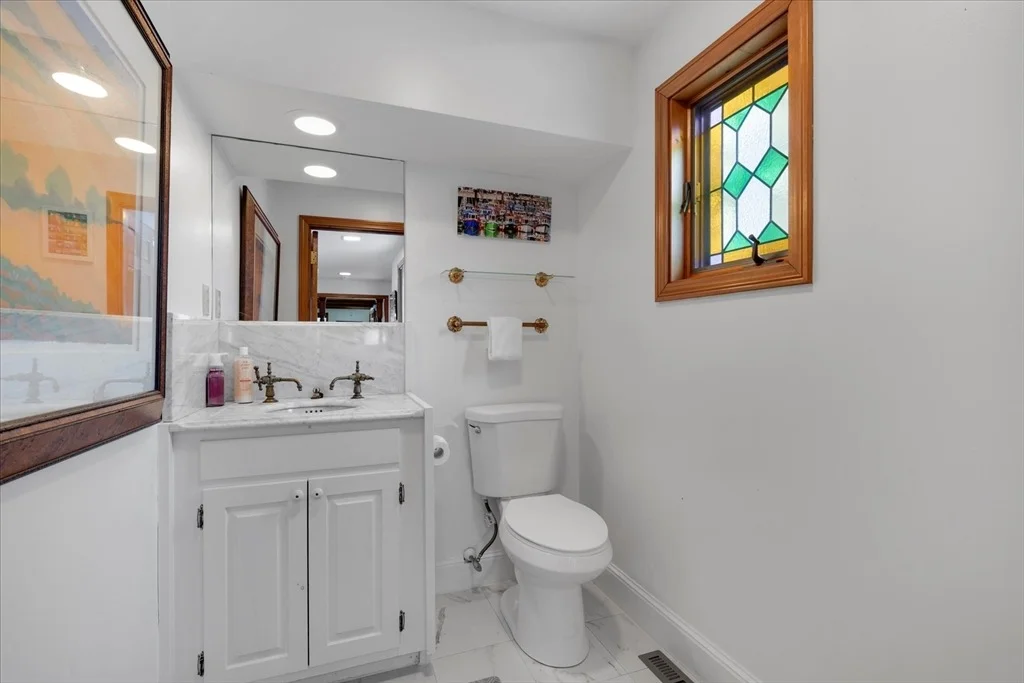 Photo of 443 Elliott Road