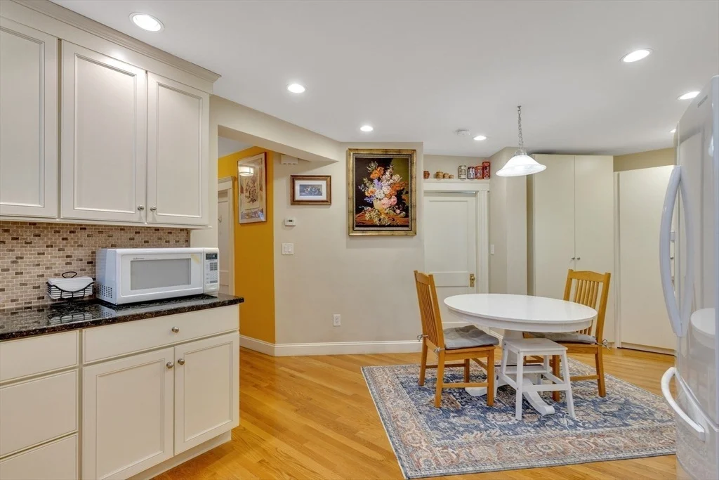 Photo of Unit 1 at 8 Colbourne Crescent