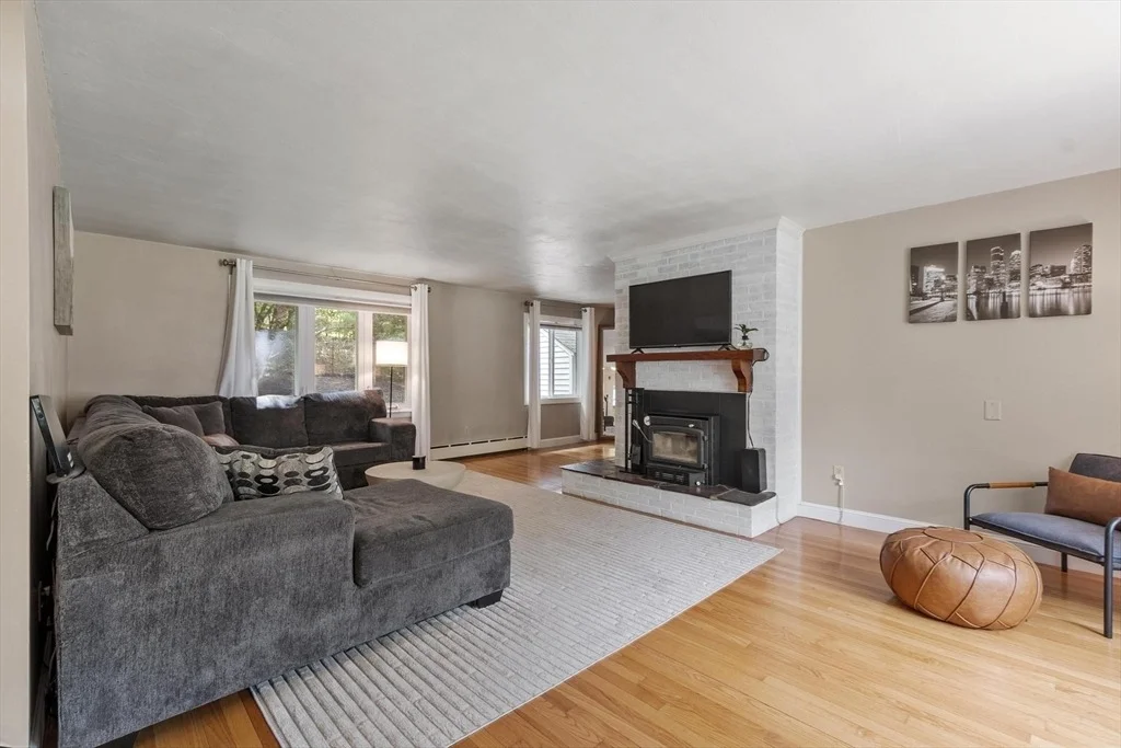 Photo of 167 Gates Pond Rd