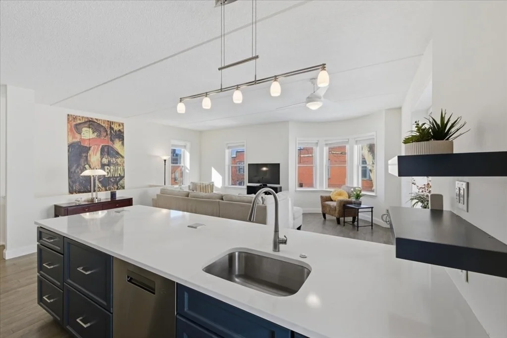 Photo of Unit B at 7 Eugene Circle