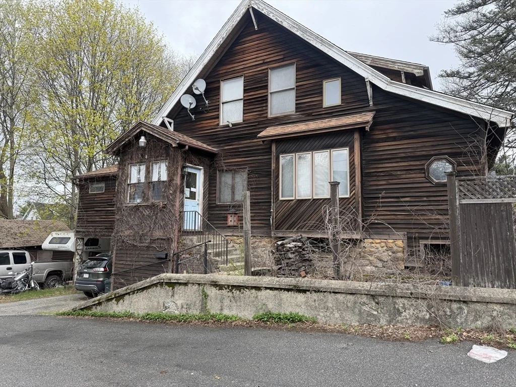 Photo of 621 Sunderland Rd