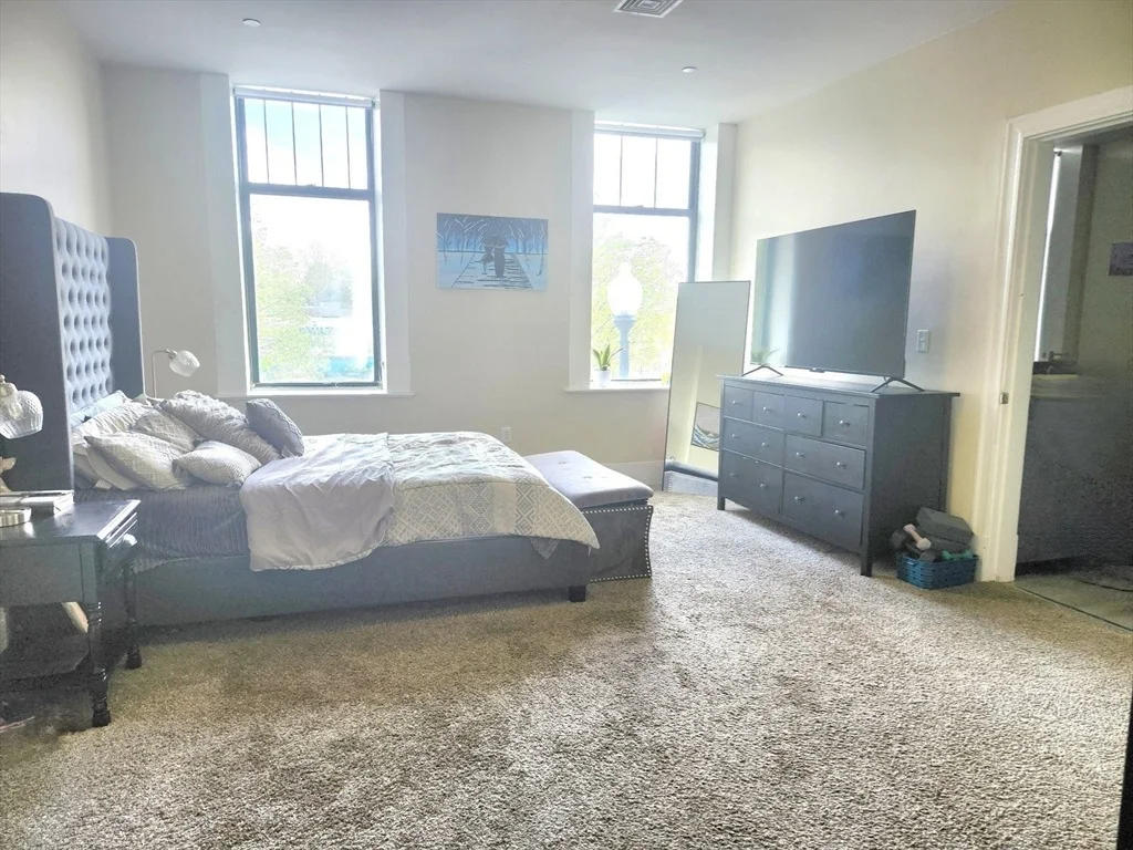 Photo of Unit 21 at 202 Broadway