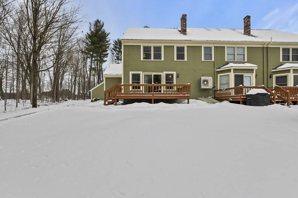 Photo of Unit 18 at 18 Fieldstone Street