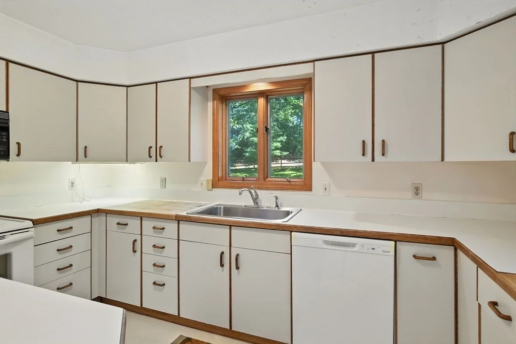 Photo of 148 Wildflower Dr
