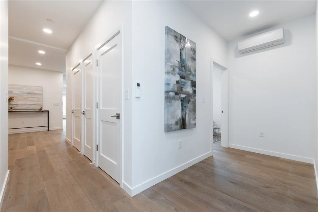 Photo of Unit PH at 80 Broadway