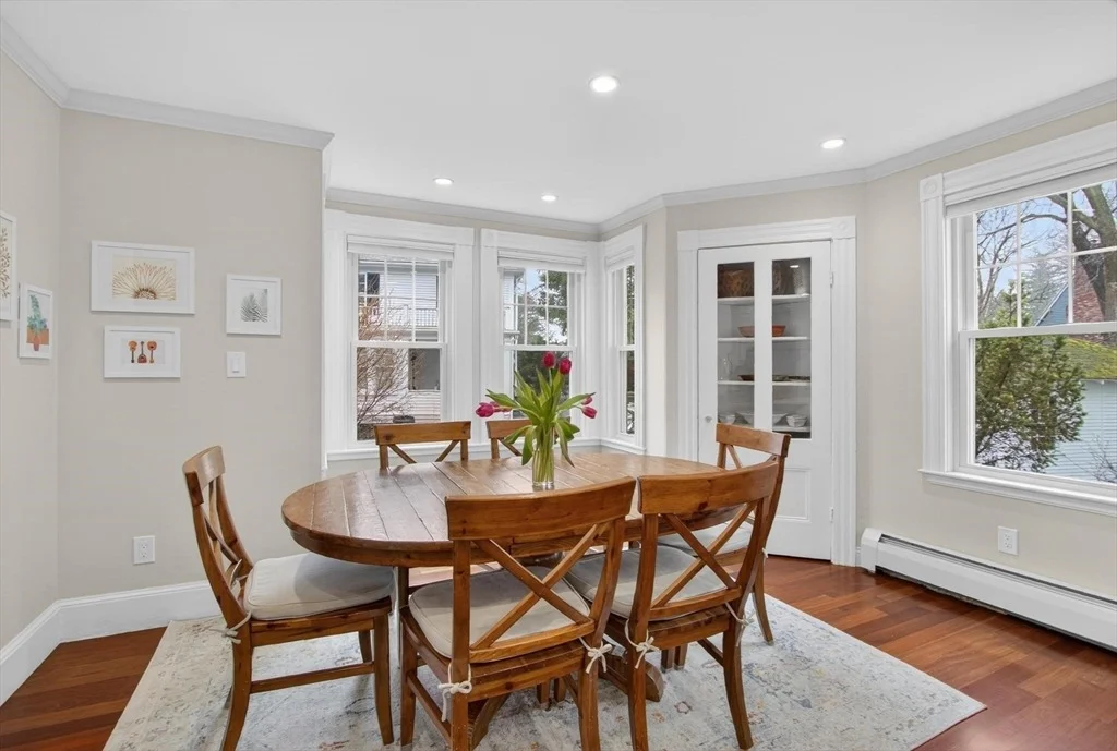 Photo of 52 Maple St