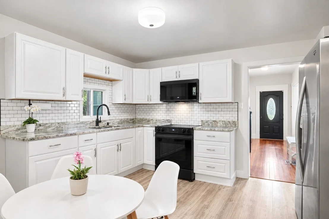 Photo of 275 Broadway St