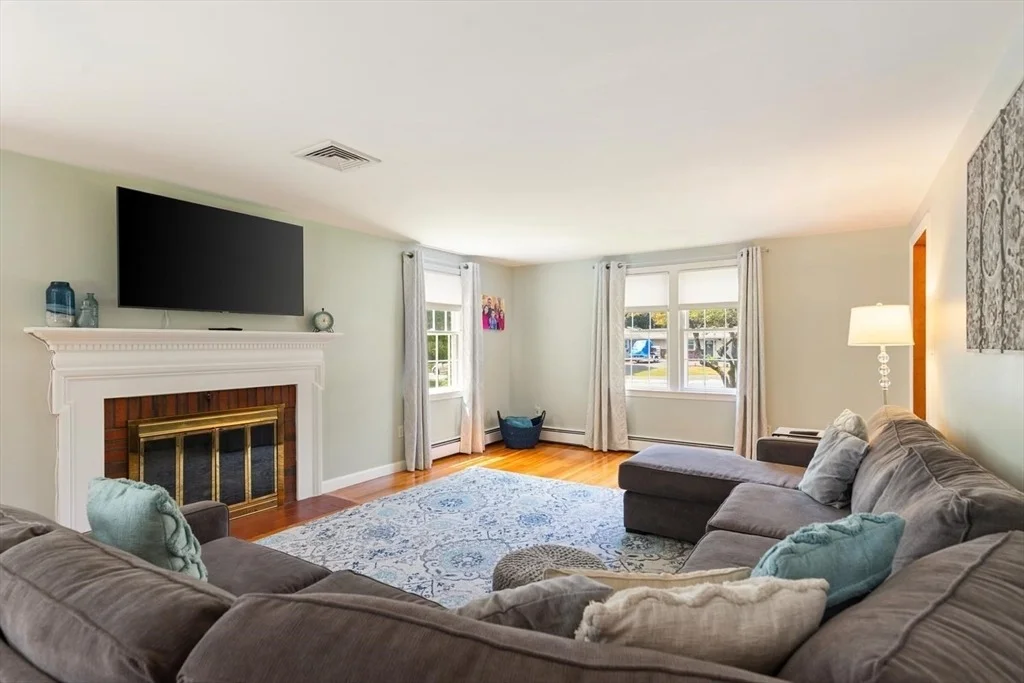 Photo of 159 Mckay St