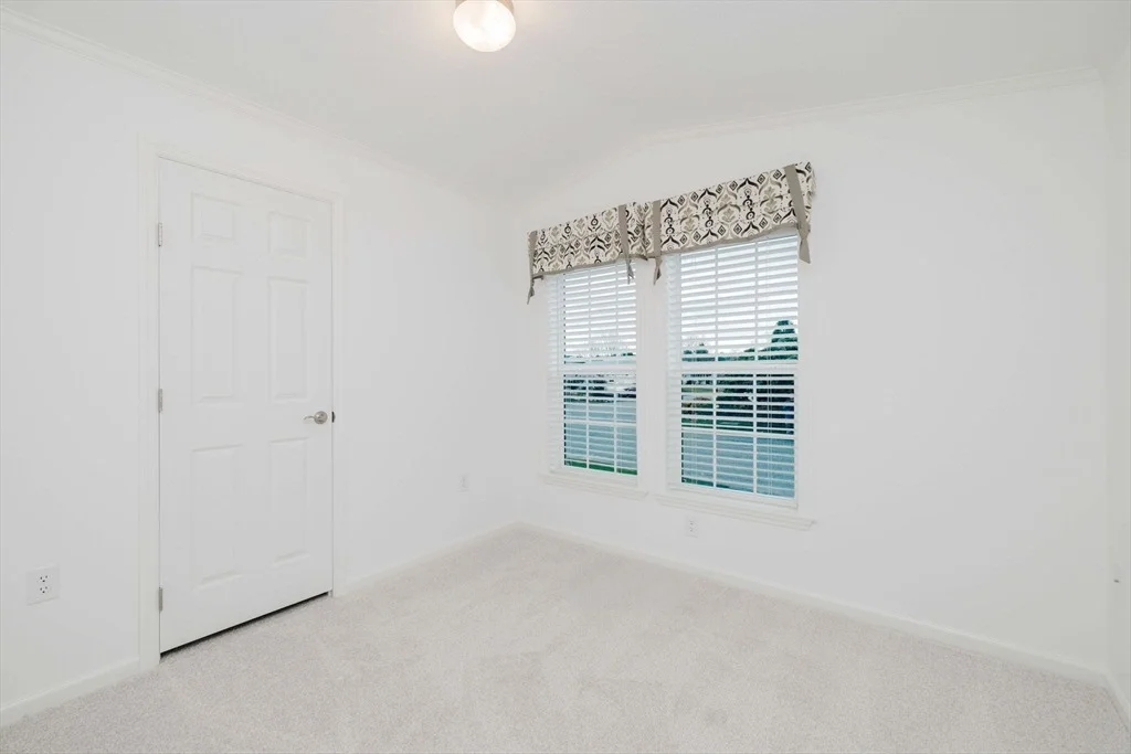 Photo of 80 Bally Dr