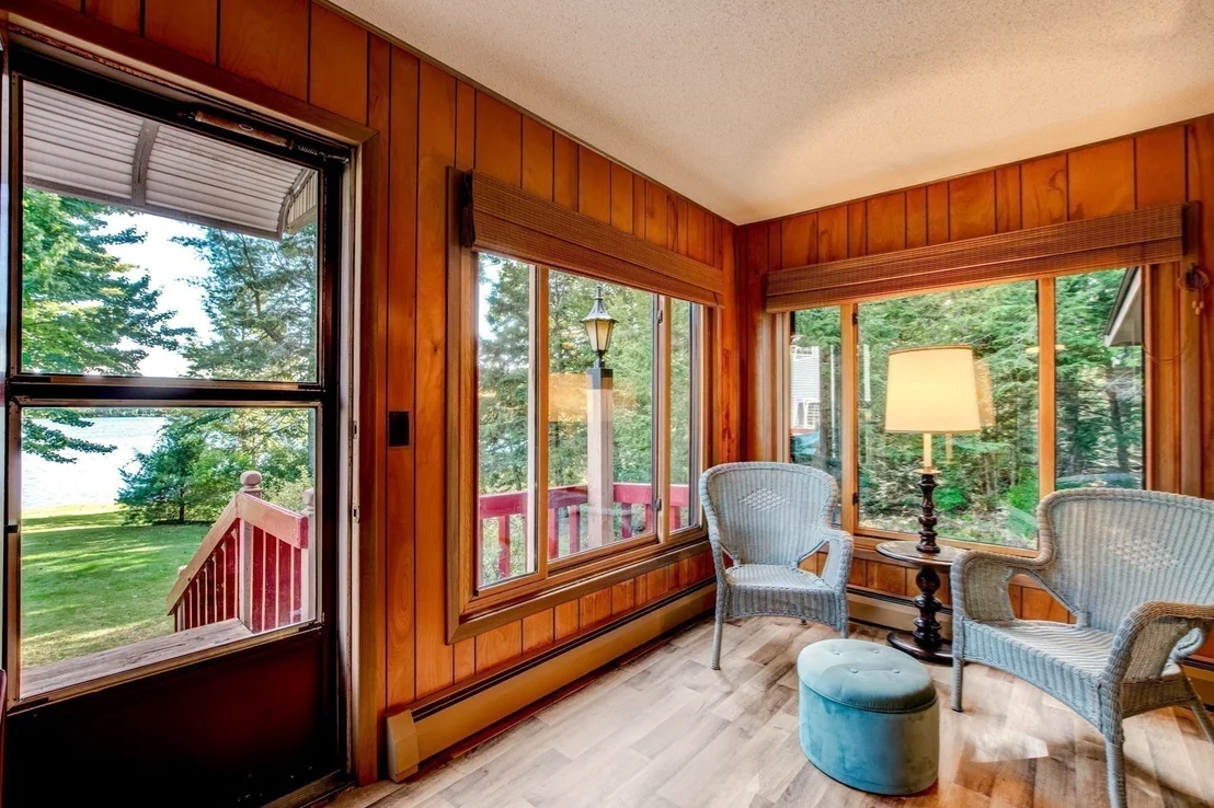 Photo of 64 Lakeshore Dr