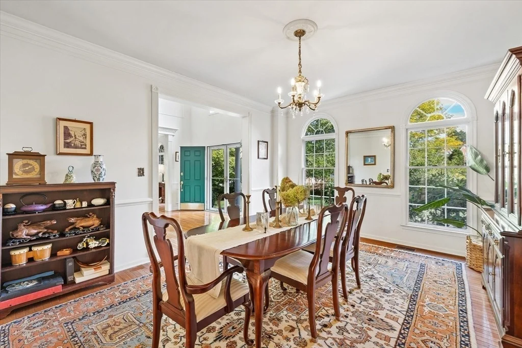 Photo of 7 Thoreau Cir