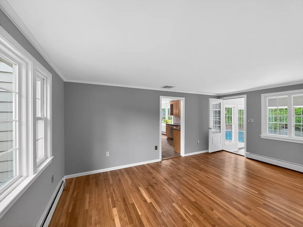 Photo of 19 Tilton Ln