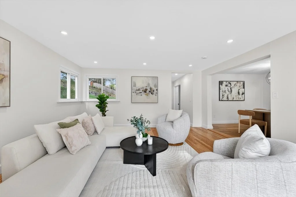 Photo of 6 Sunset Dr