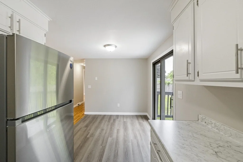 Photo of 28 Bog Hollow Rd