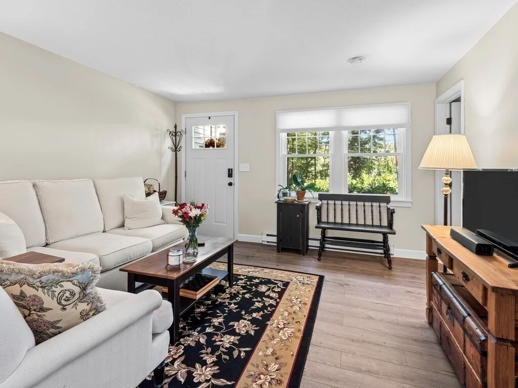 Photo of 69 Walnut St