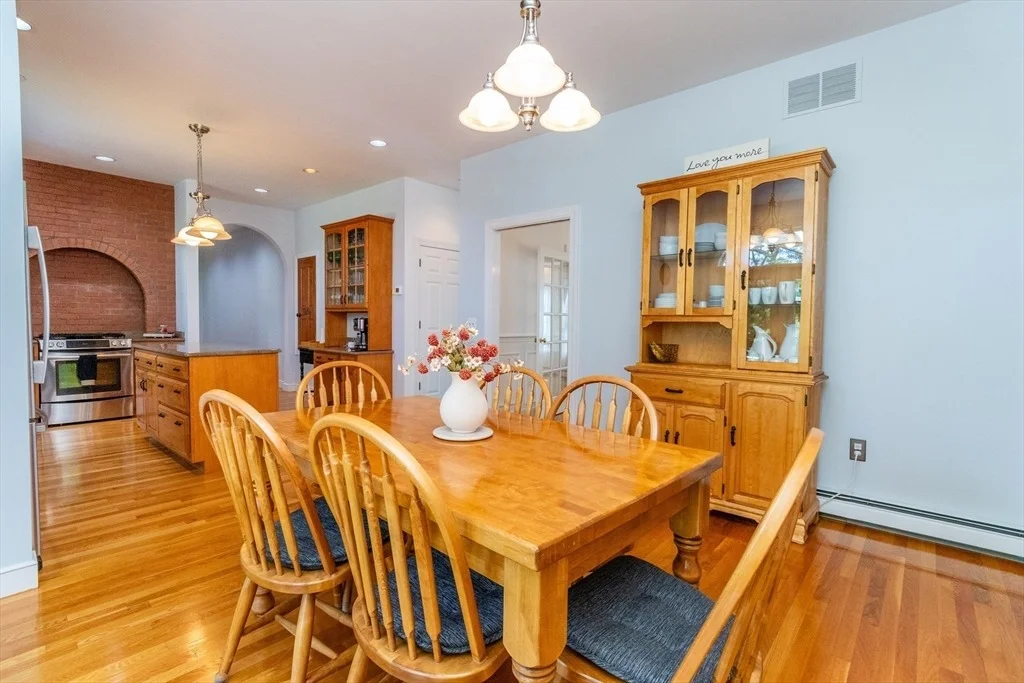 Photo of 25 Windsor Dr