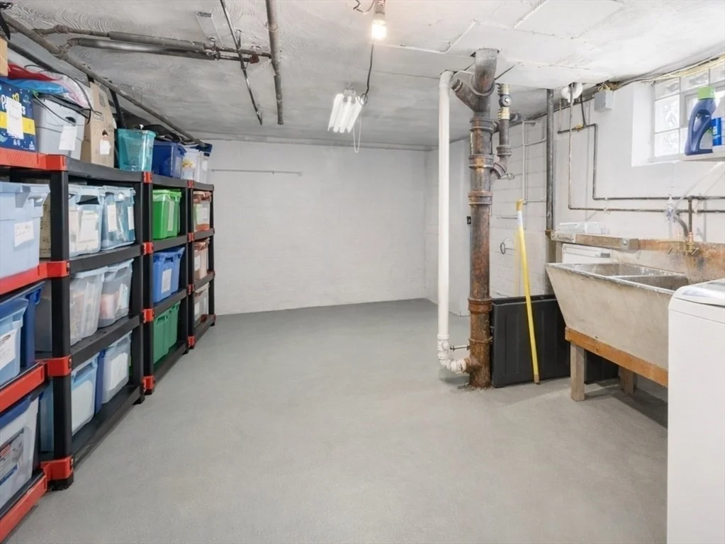Photo of 52 Ivan St