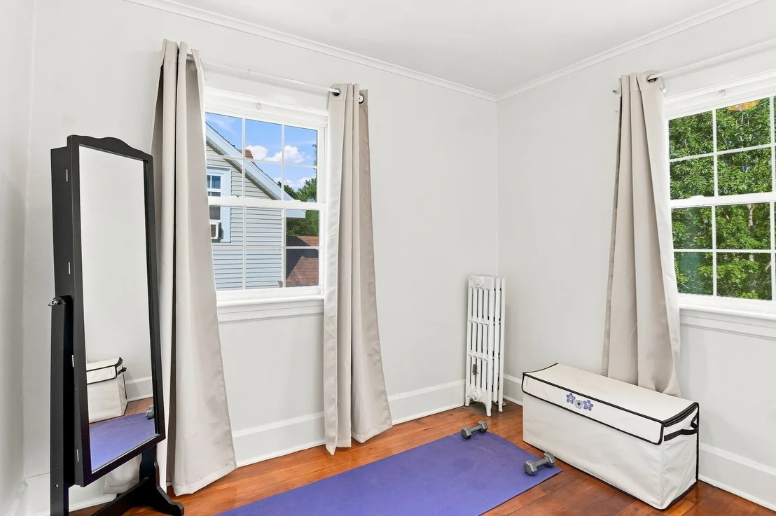 Photo of 43 Klebart Avenue