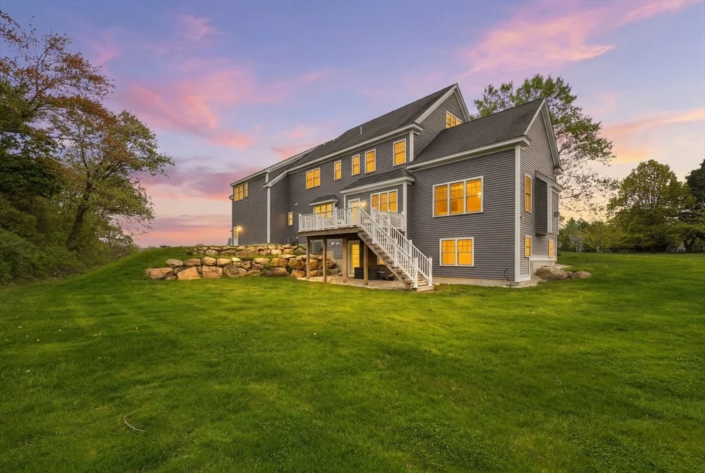 Photo of 39 Summit Pointe Drive