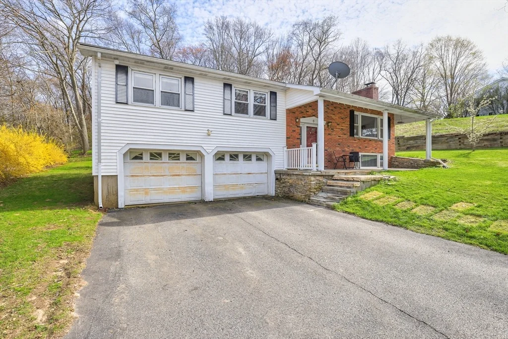 Photo of 6 Lerner Dr