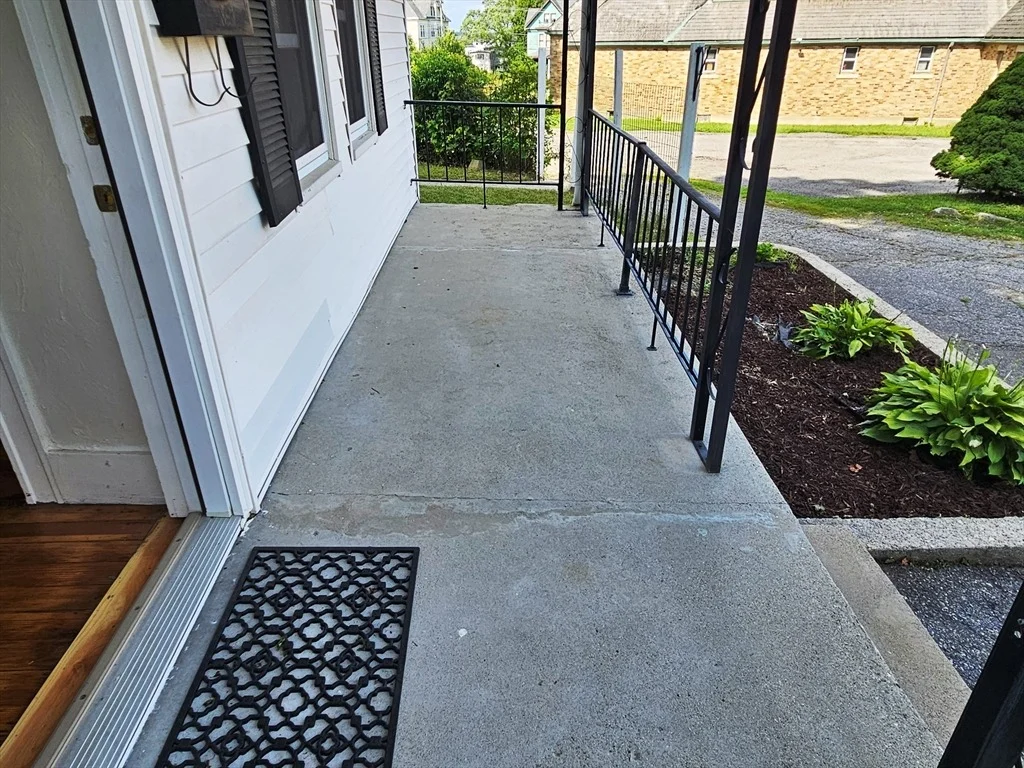 Photo of 168 Spring St