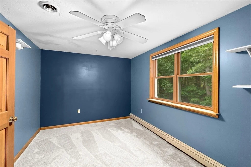 Photo of 109 Thayer Dr