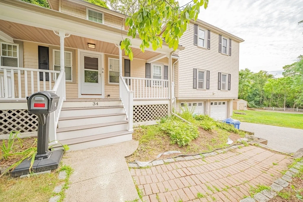 Photo of 34 Dewey Ave