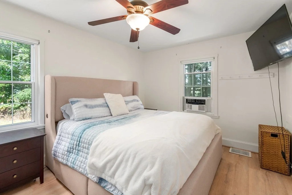 Photo of 8 Randall Rd