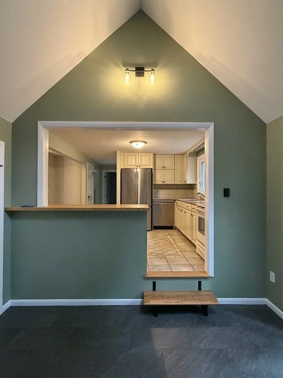 Photo of 7 Wayne Dr