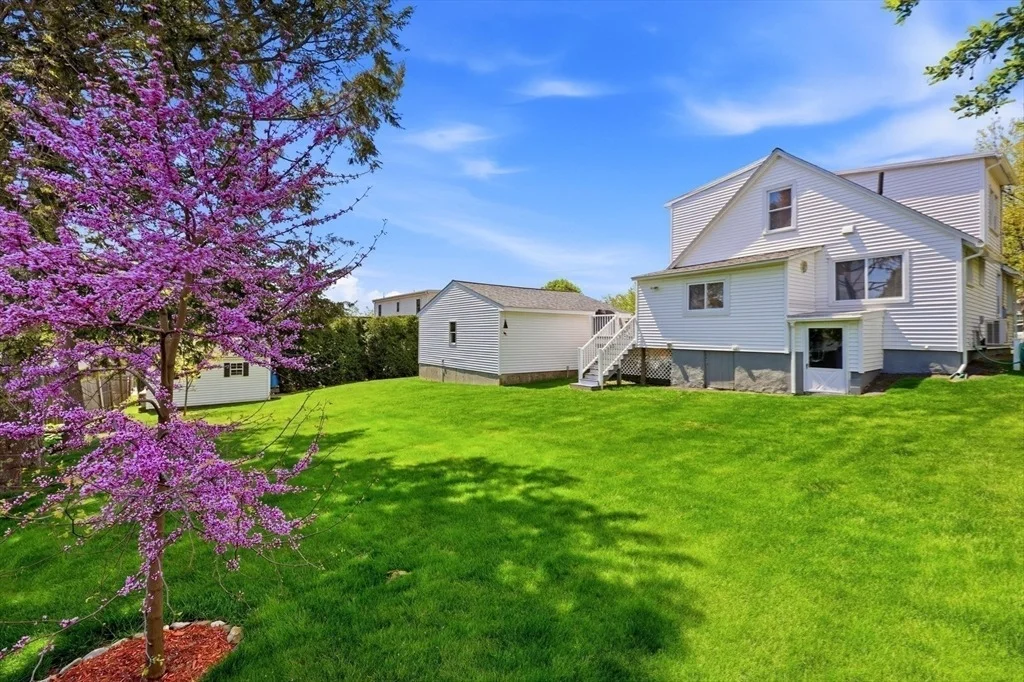 Photo of 24 Dell Ave