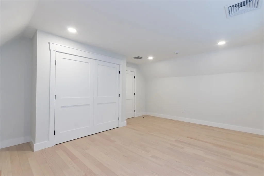 Photo of 5 Lighthouse Ln
