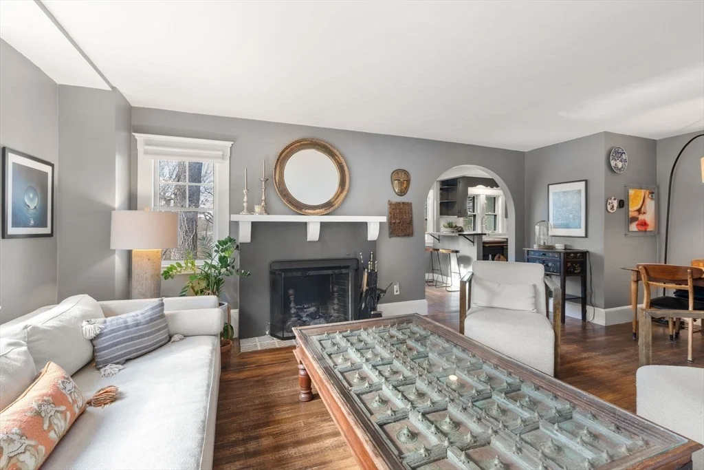 Photo of 12 Wareland Rd