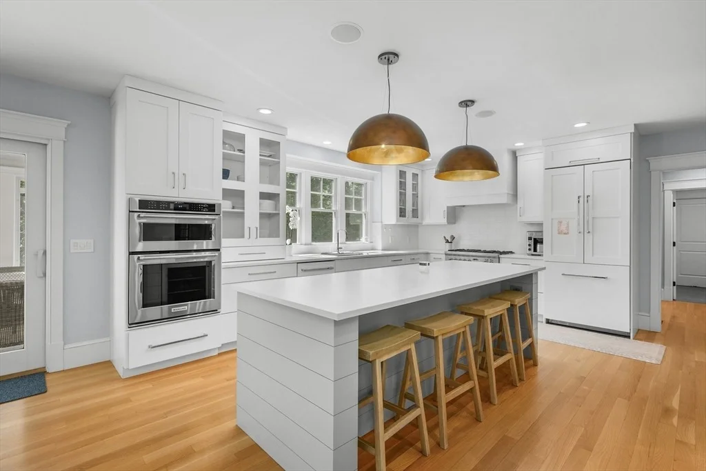 Photo of 239 Oxford Drive