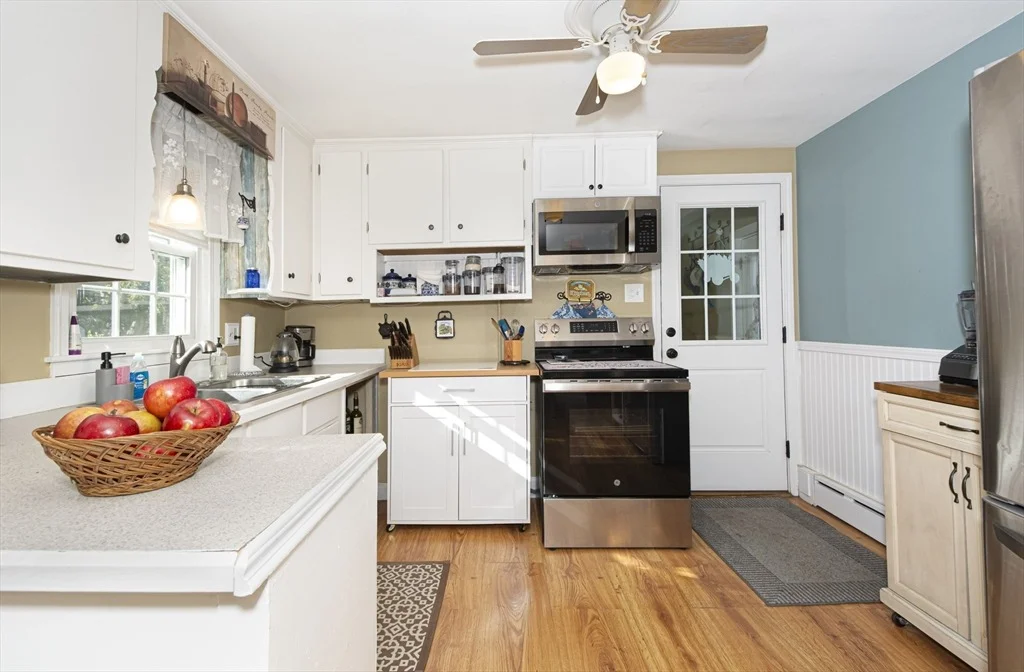 Photo of 9 Orchard Dr
