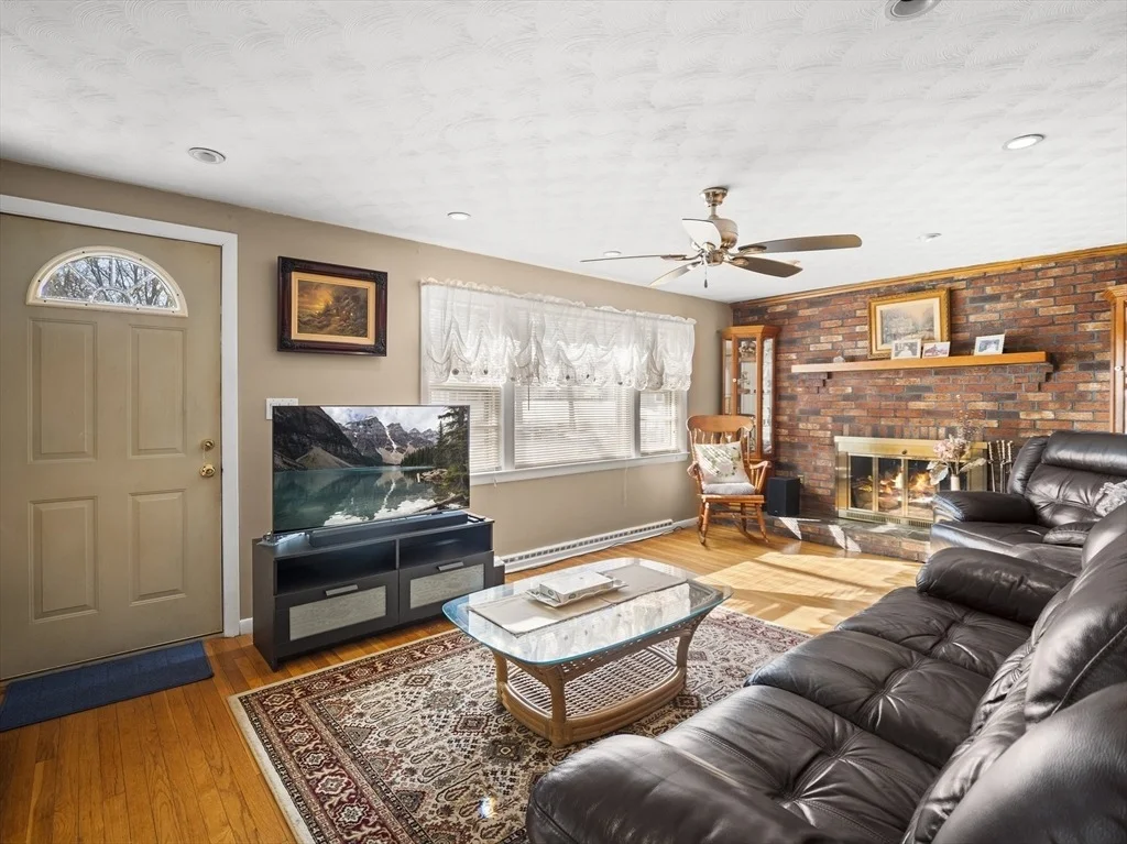 Photo of 30 Caleb St