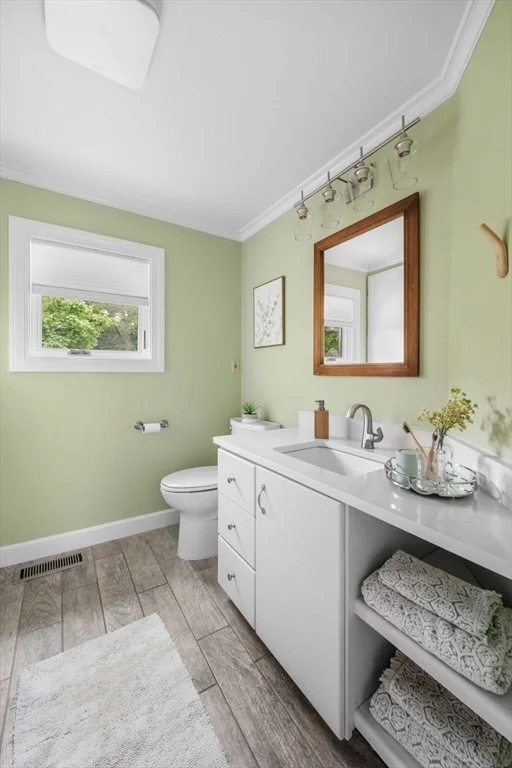 Photo of 8 Baker Ave
