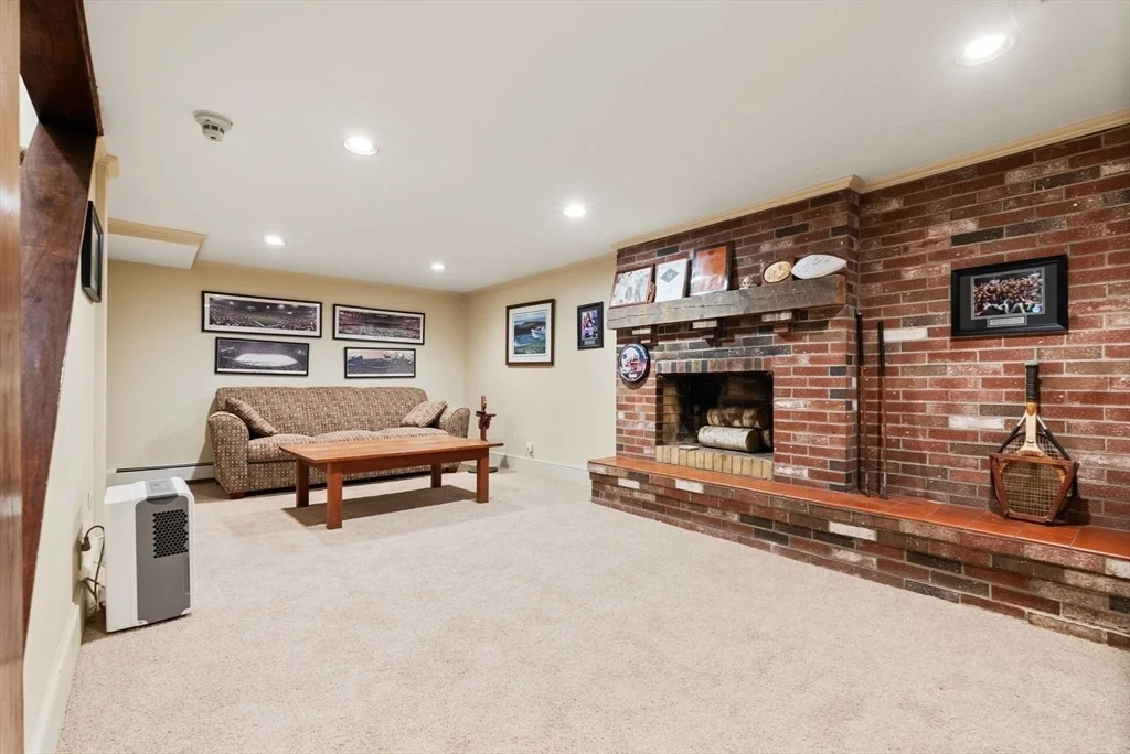 Photo of 11 Hillcrest Rd