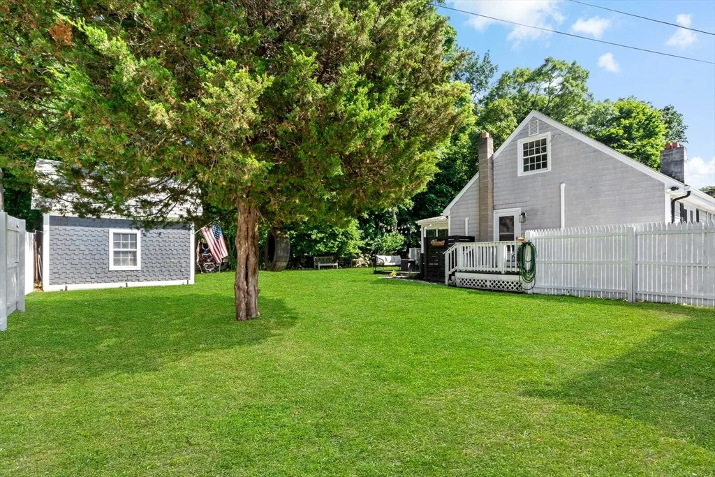 Photo of 80 Briggs Ln