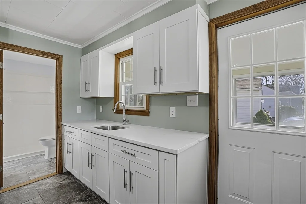 Photo of 71 Pickering Ave