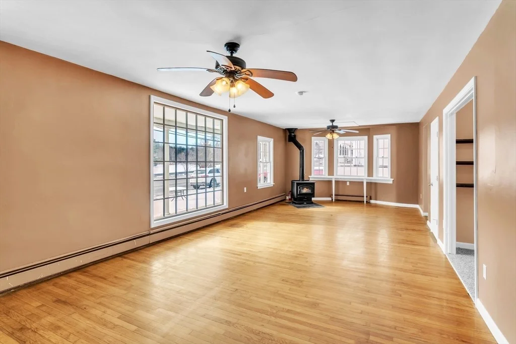 Photo of 75 Main St