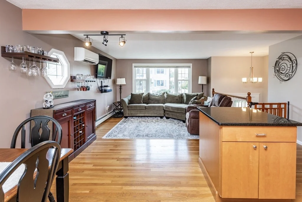 Photo of 27 Hayes Ave