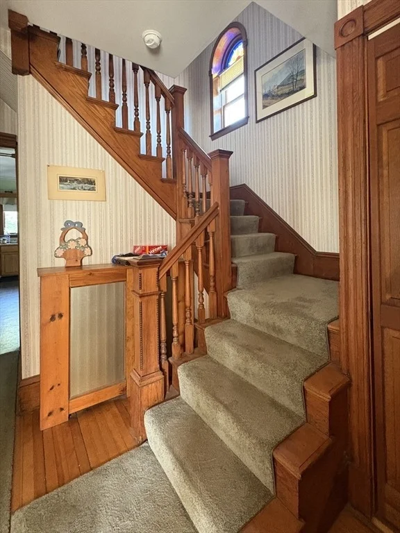Photo of 25 Eastern Ave