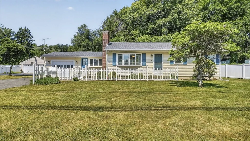 Photo of 31 Shaker Rd